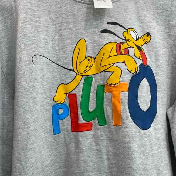 DISNEYLAND CREWNECK - Picture 1 of 4